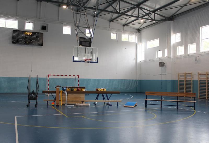 Osnovna škola Gnojnice dobila novu suvremenu dvoranu - Osnovna škola Gnojnice dobila novu suvremenu dvoranu